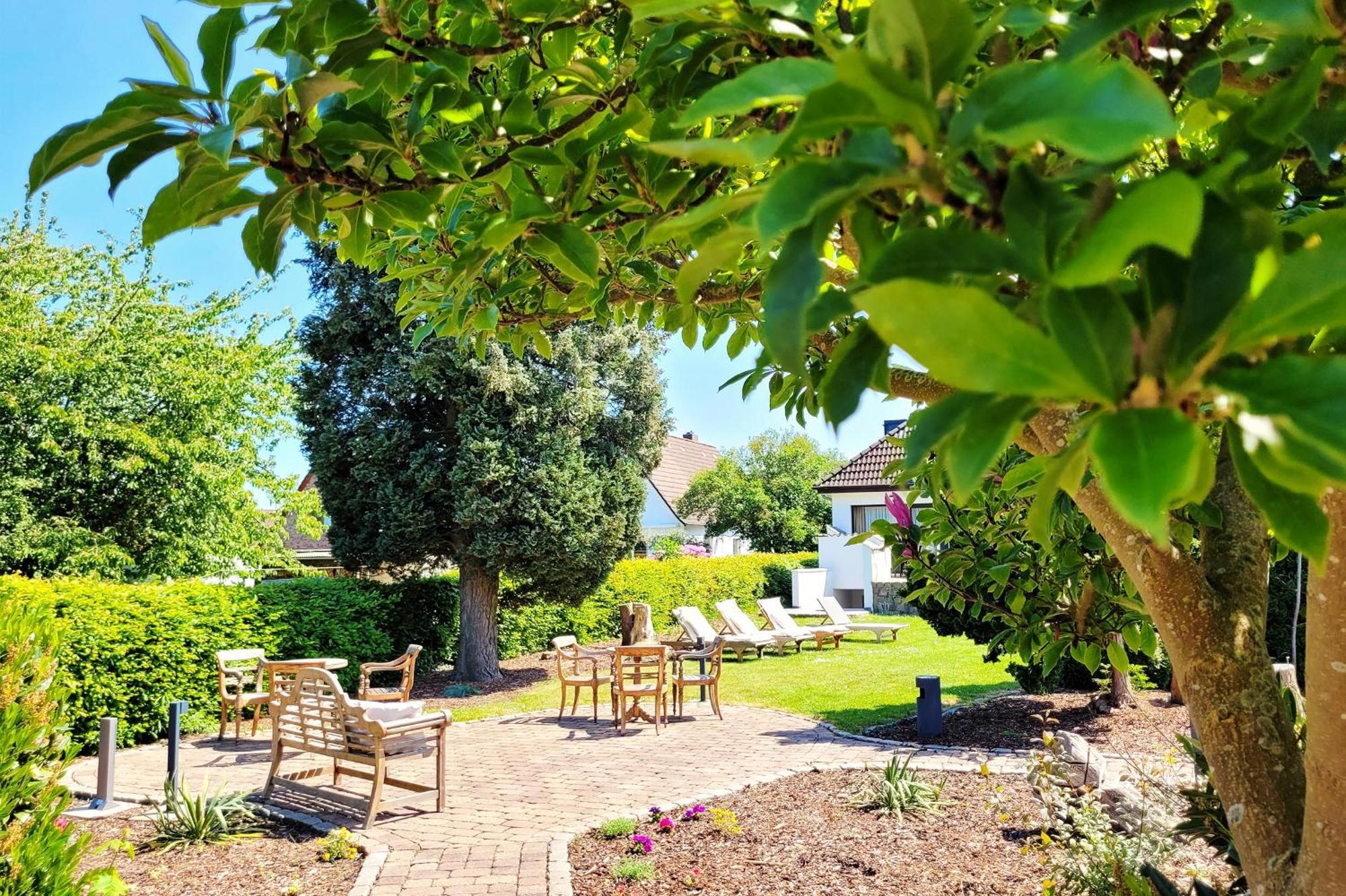 Gemuetliche & Moderne Ferienwohnung - Nur 7 Gehminuten Vom Strand Entfernt, Inklusive Parkplatz Und Gartenzugang シャルボイツ エクステリア 写真